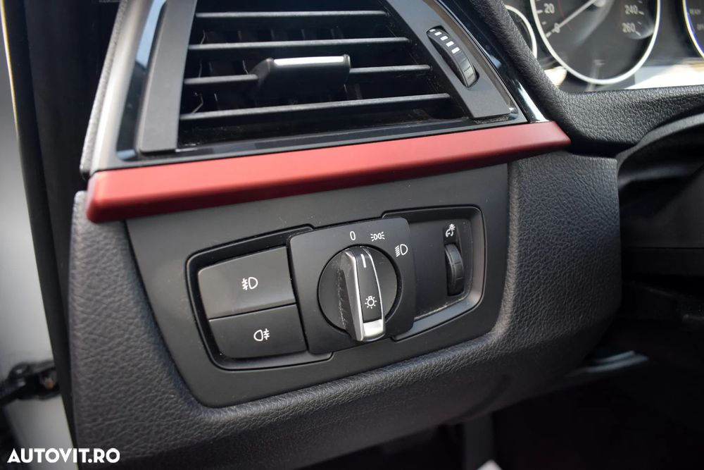 BMW Seria 3 318d DPF Aut. Edition Sport - 13