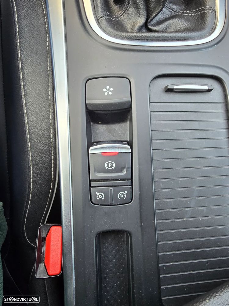 Renault Mégane 1.5 dCi Bose Edition - 32
