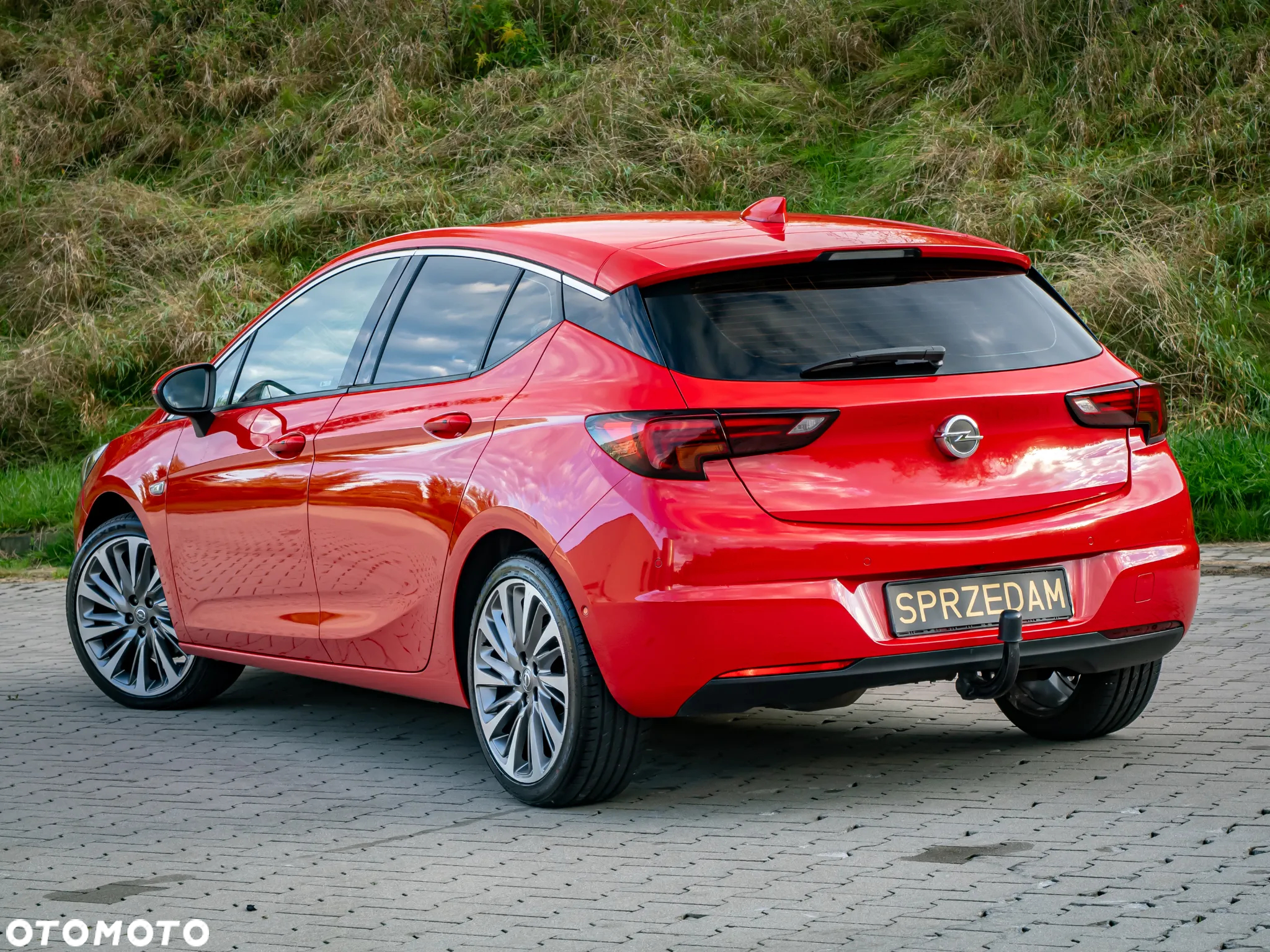 Opel Astra IV 1.6 CDTI Essentia - 2