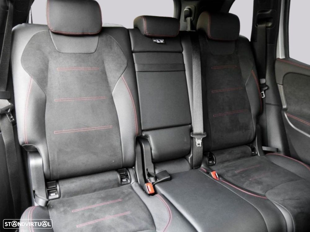 Mercedes-Benz EQB - 12