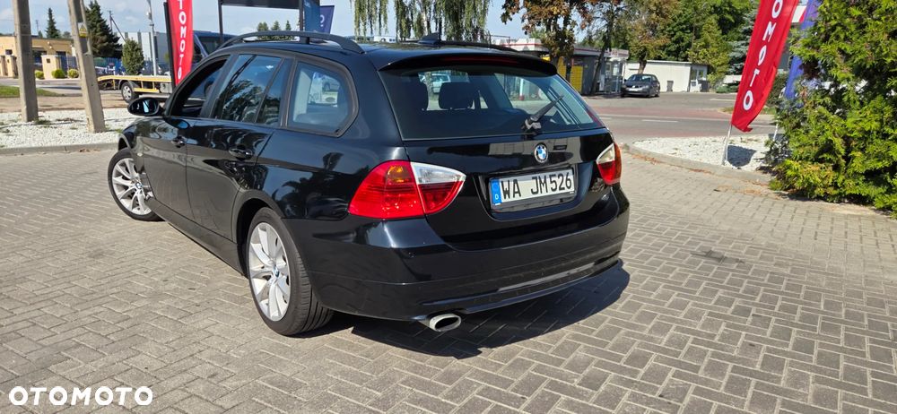 BMW Seria 3 320d DPF - 12