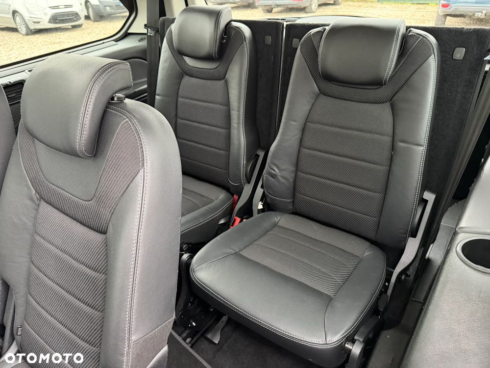 Ford Galaxy 2.0 TDCi DPF Titanium - 11