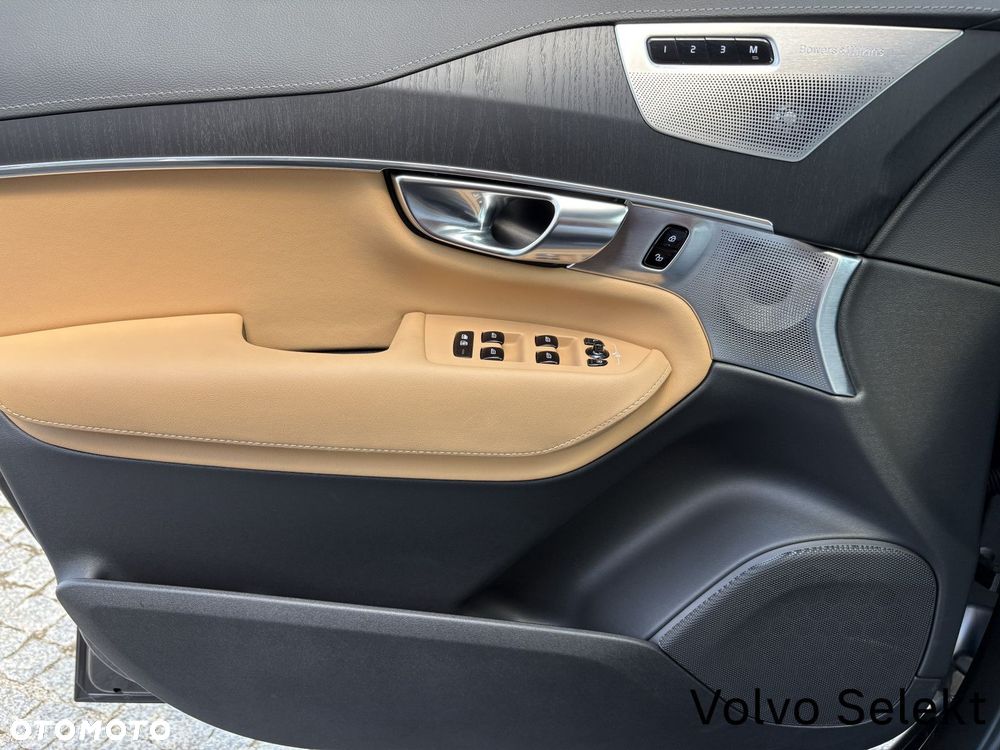 Volvo XC 90 - 18