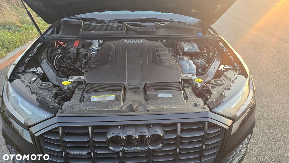 Audi Q7 - 32
