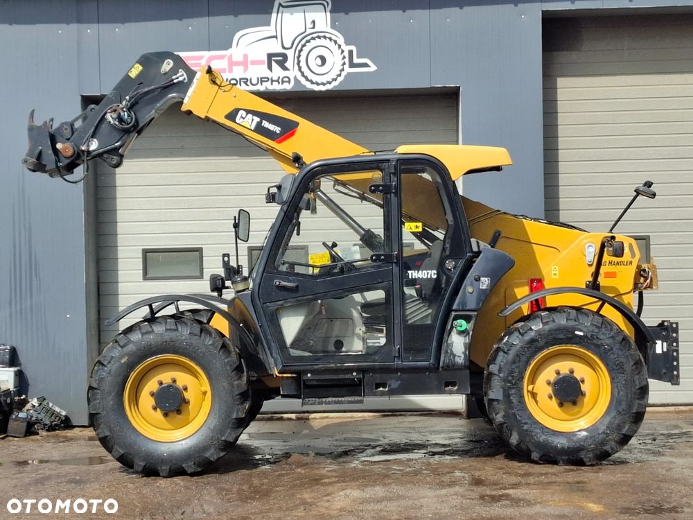 Caterpillar Cat TH 407 - 2