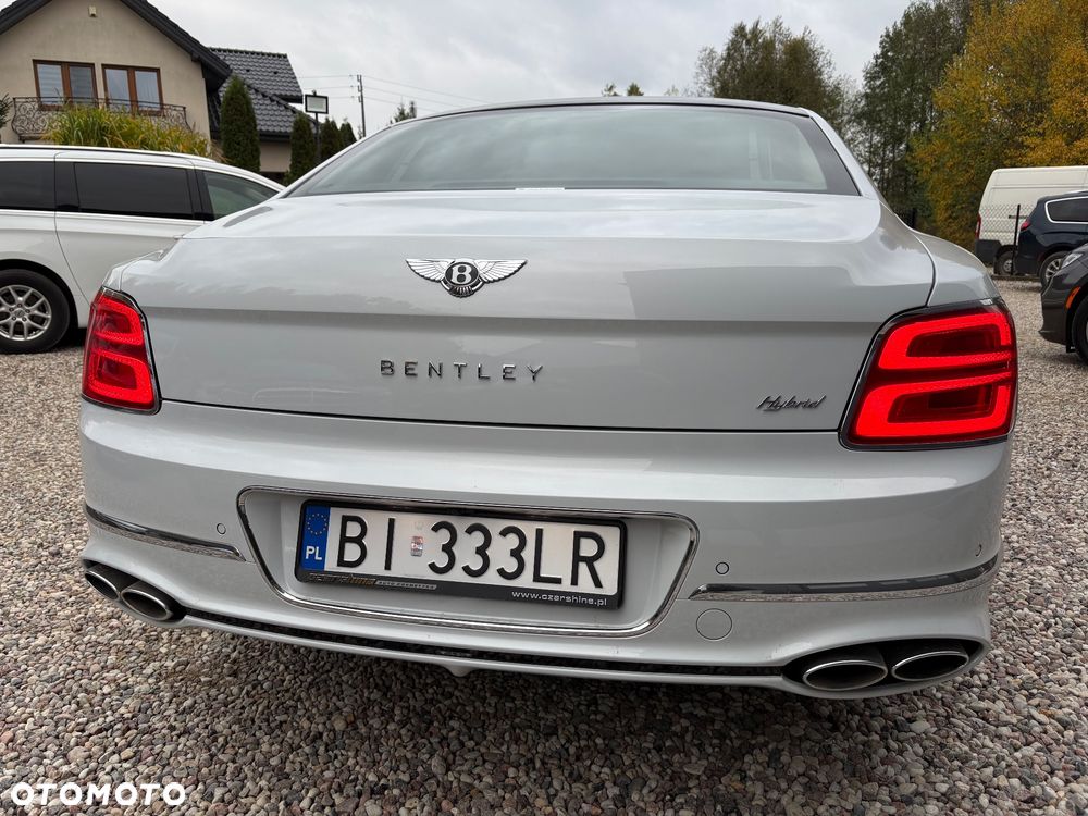 Bentley Flying Spur - 7