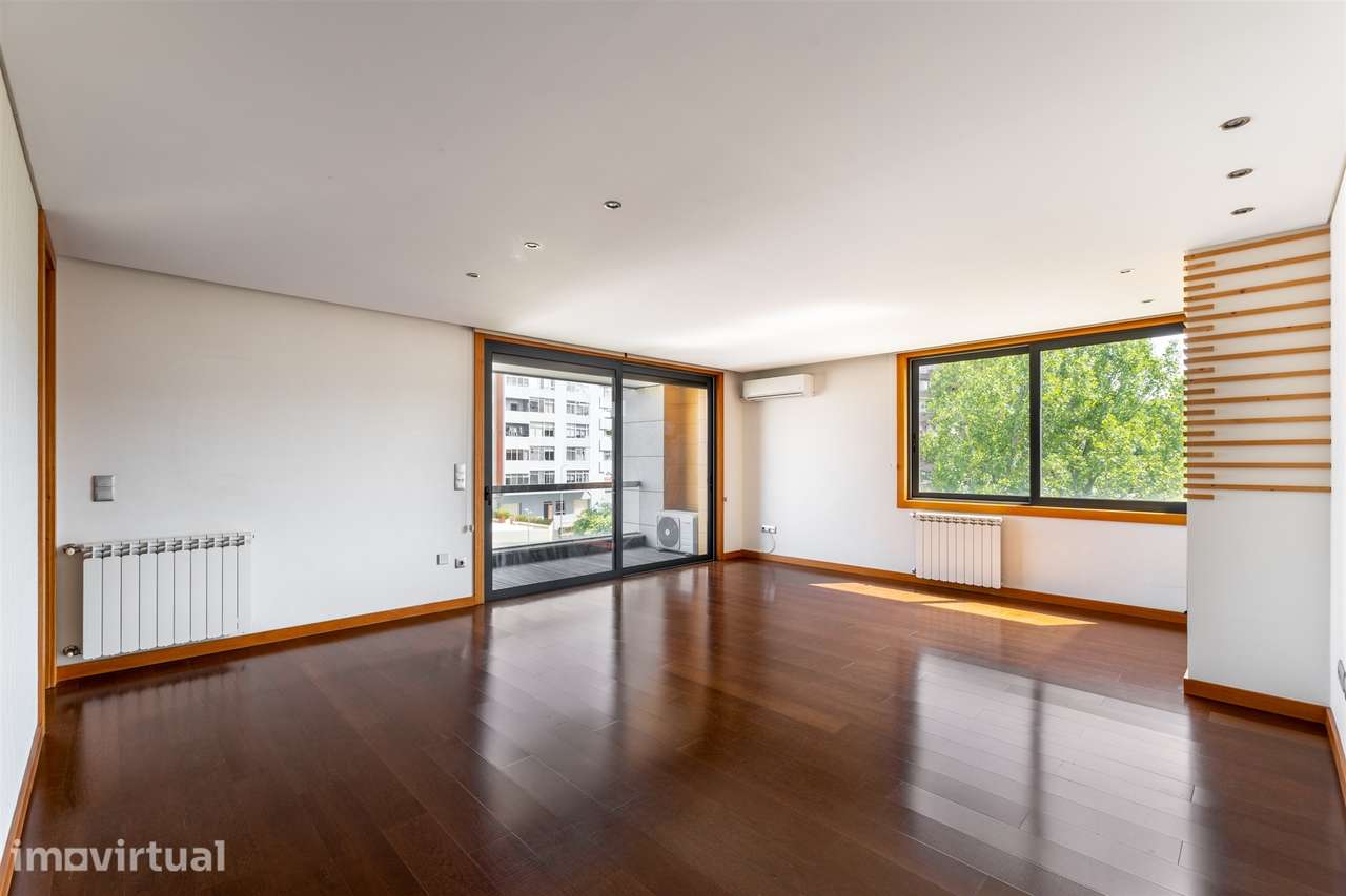 Apartamento T3 Venda em Oliveira do Douro,Vila Nova de Gaia - Grande imagem: 5/53