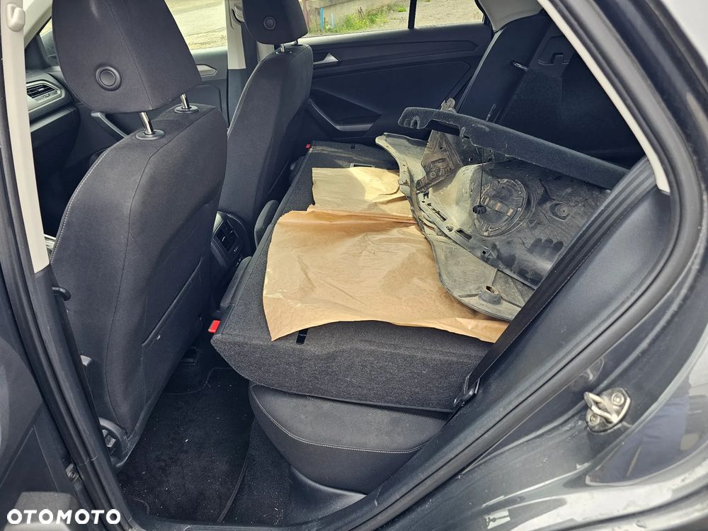 Volkswagen T-Roc 1.5 TSI ACT OPF DSG - 25