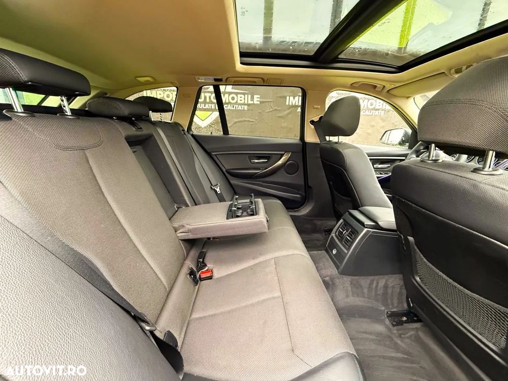 BMW Seria 3 320d Touring Aut. Modern Line - 22