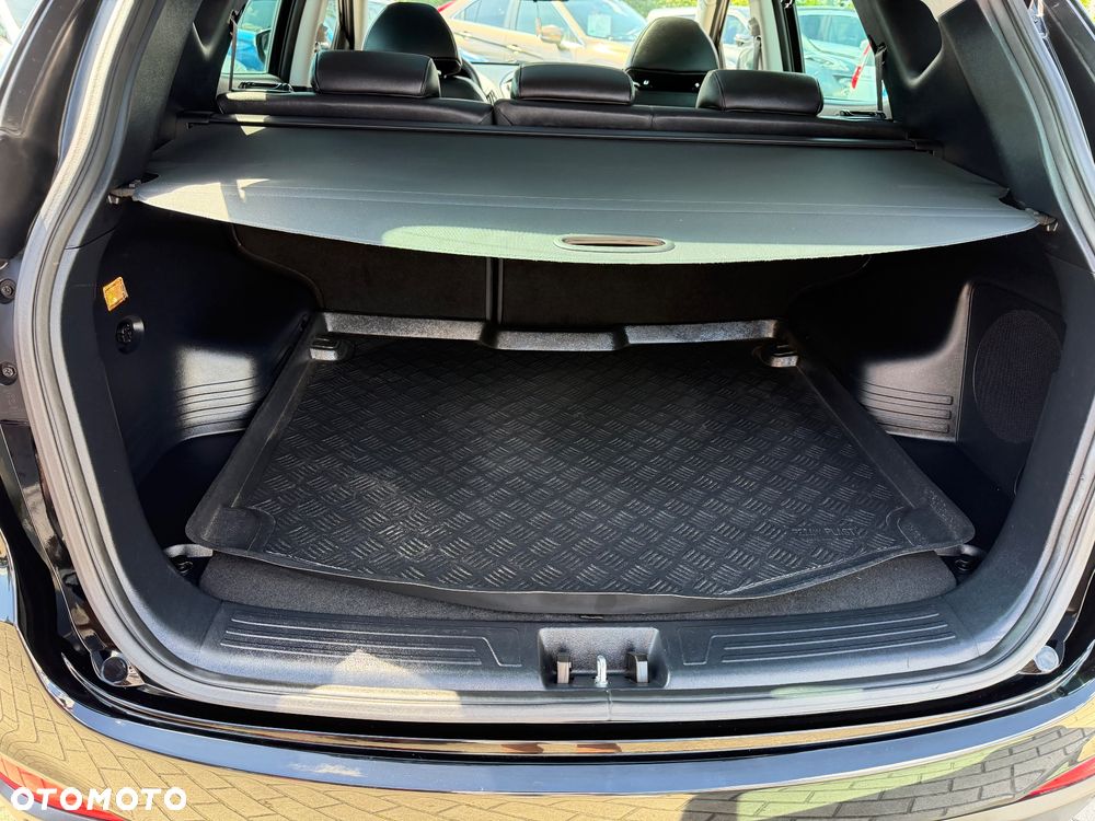 Hyundai ix35 1.6 2WD Fifa World Cup Edition - 26