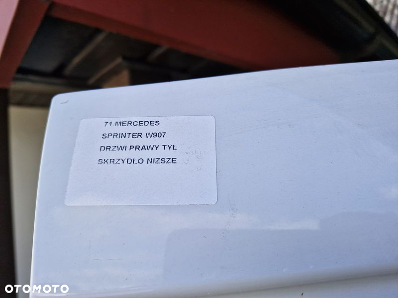 MERCEDES BENZ SPRINTER W907 W910 DRZWI PRAWY TYŁ TYLNE SKRZYDŁO NISKIE - 2