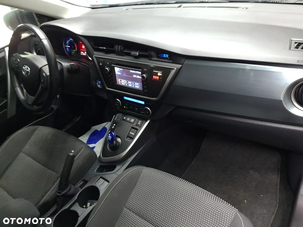 Toyota Auris 1.8 HSD Prestige NAVI - 26