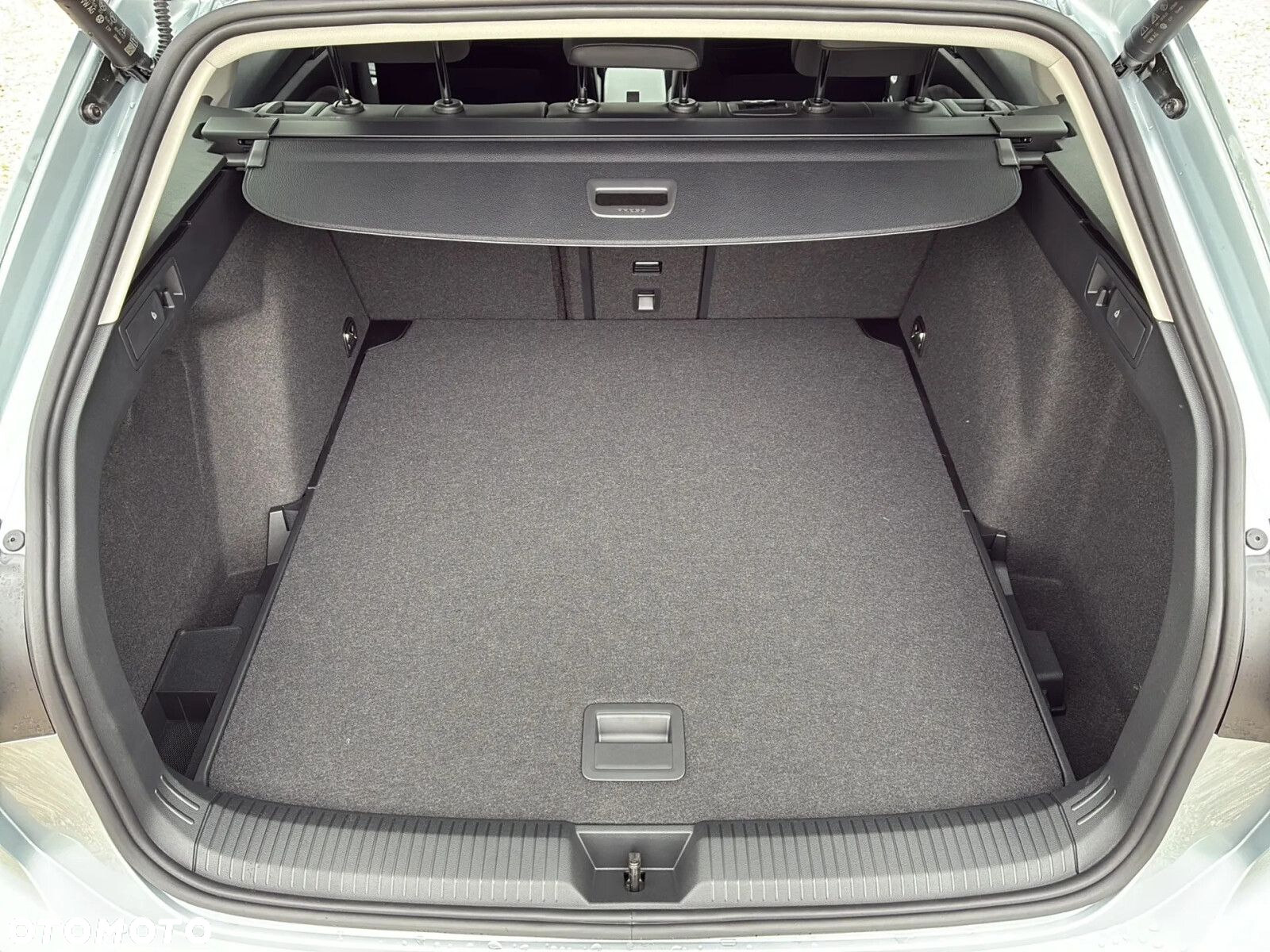 Volkswagen Golf - 20