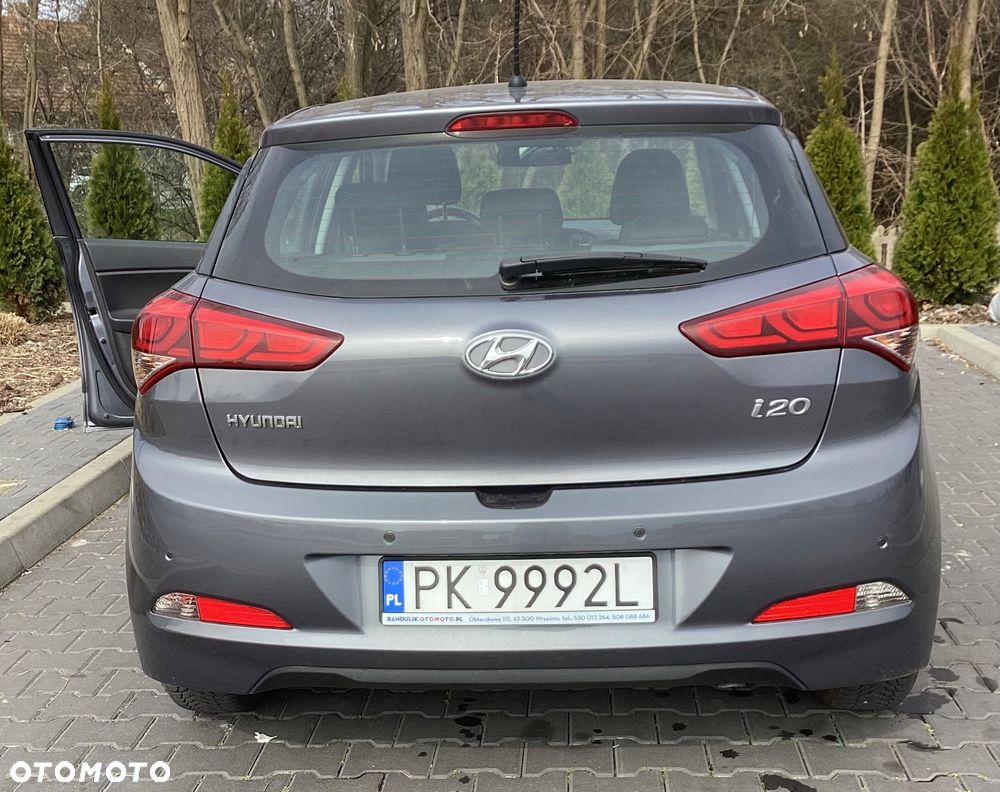 Hyundai i20 - 10