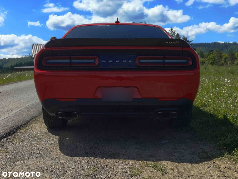 Dodge Challenger 6.4 Scat Pack - 17