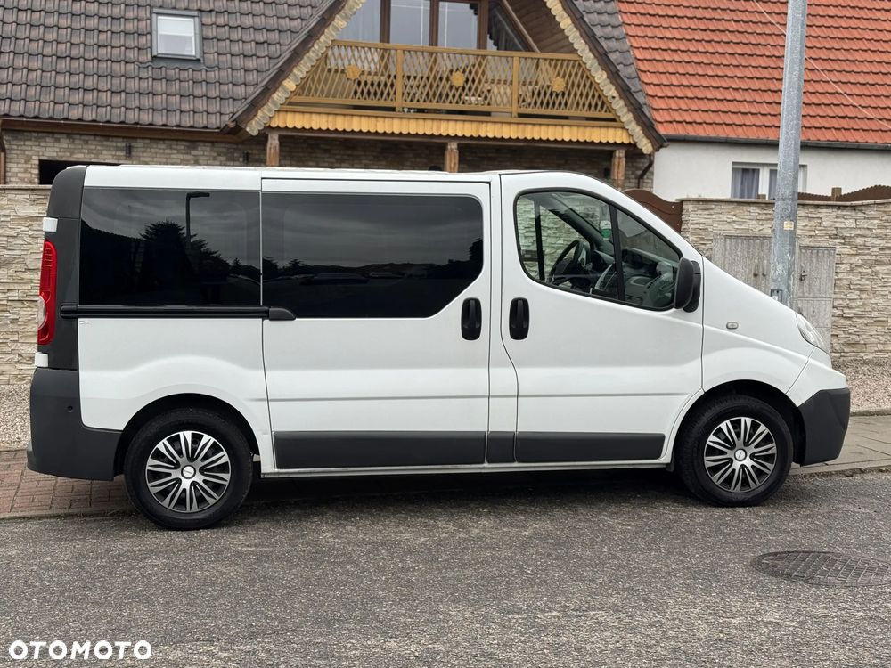 Renault Trafic - 13