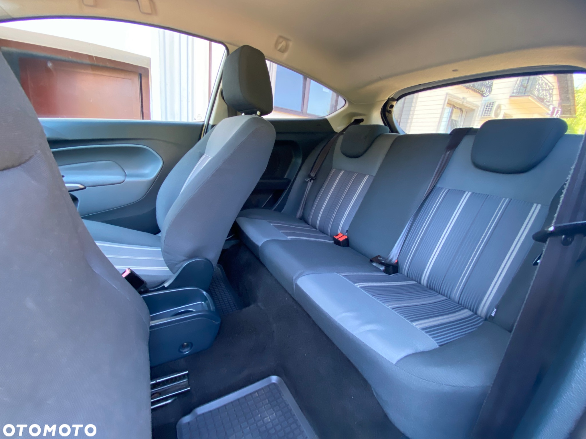 Ford Fiesta 1.25 Ambiente - 14