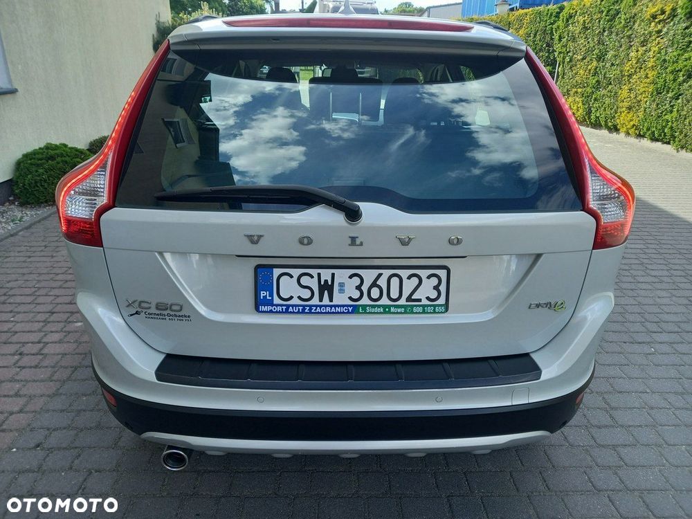 Volvo XC 60 DRIVe Momentum - 19