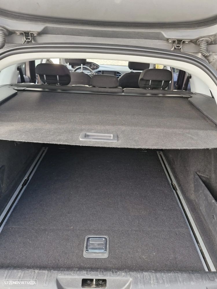 Peugeot 308 SW BlueHDi 120 Stop & Start Active - 9