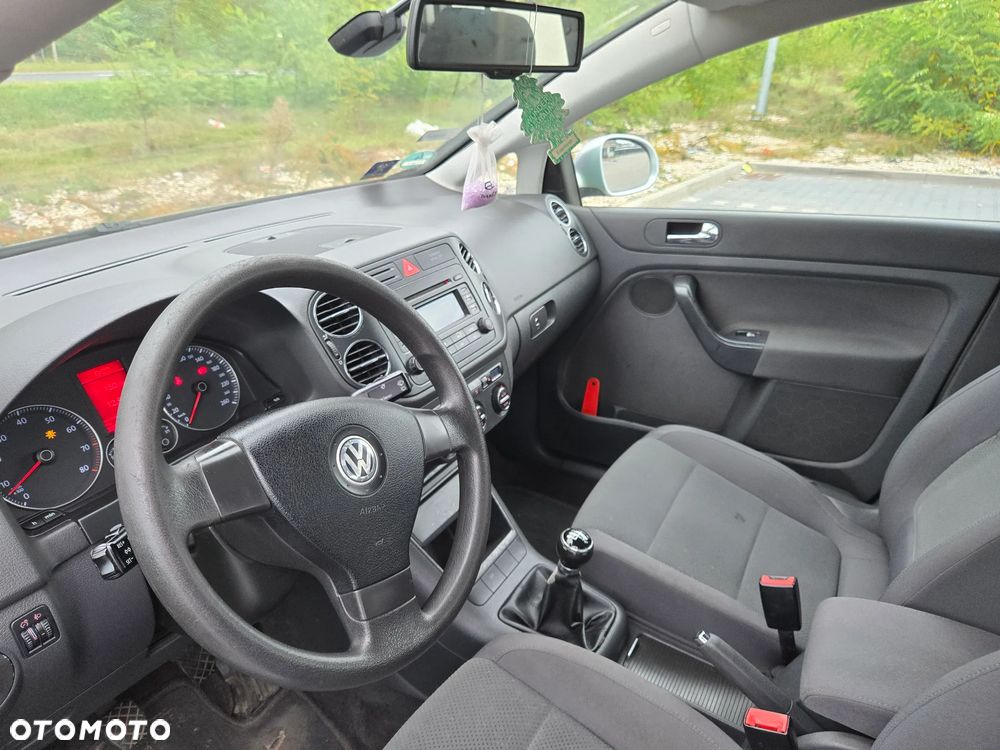 Volkswagen Golf Plus 1.6 FSI Comfortline - 4