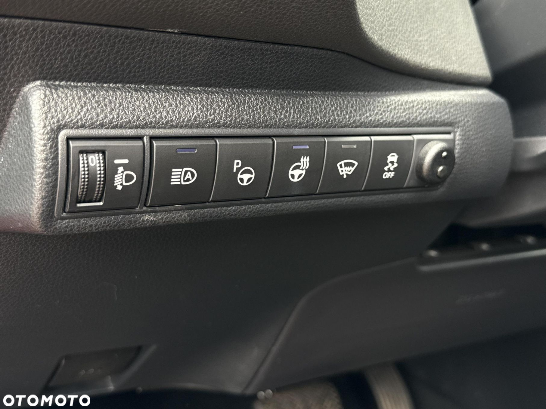 Toyota Corolla - 20