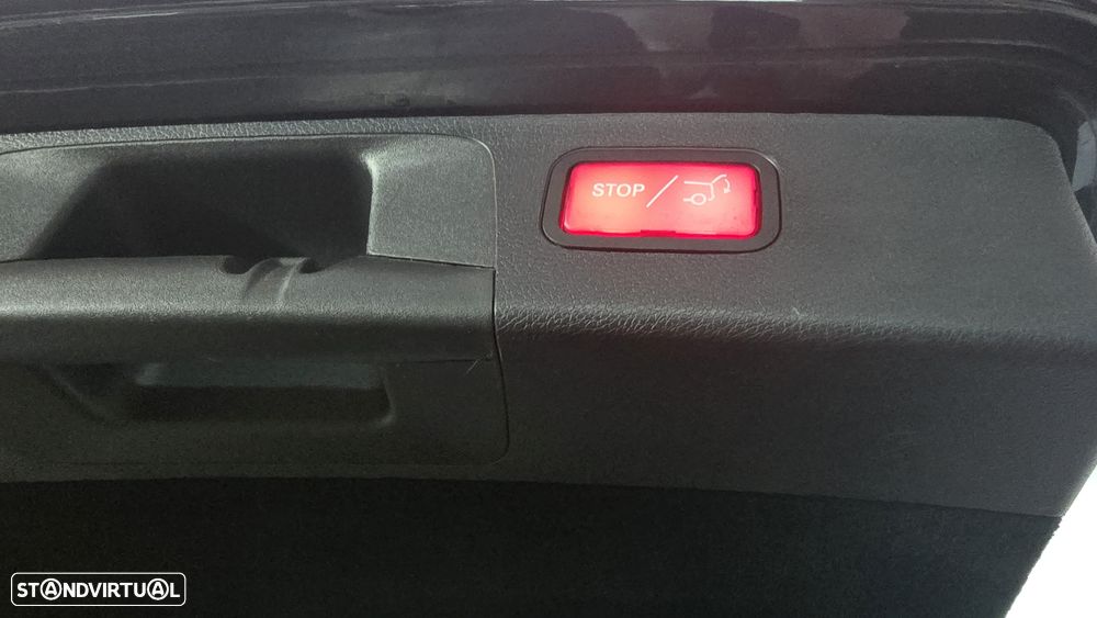 Mercedes-Benz E 300 de AMG Line - 21