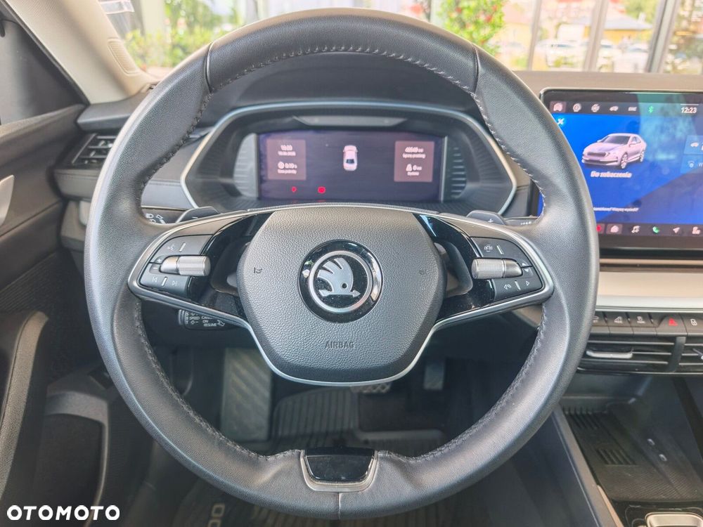 Skoda Octavia 1.5 TSI mHEV Selection DSG - 13
