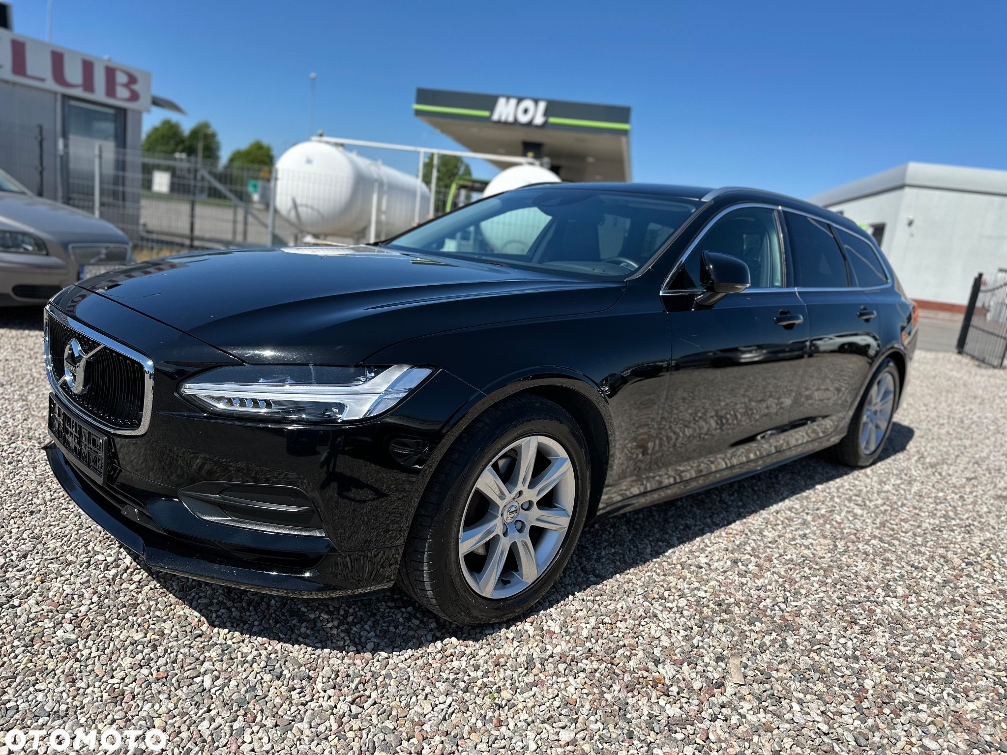 Volvo V90 D4 Geartronic Momentum - 2