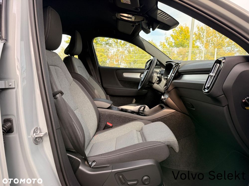Volvo XC 40 - 31