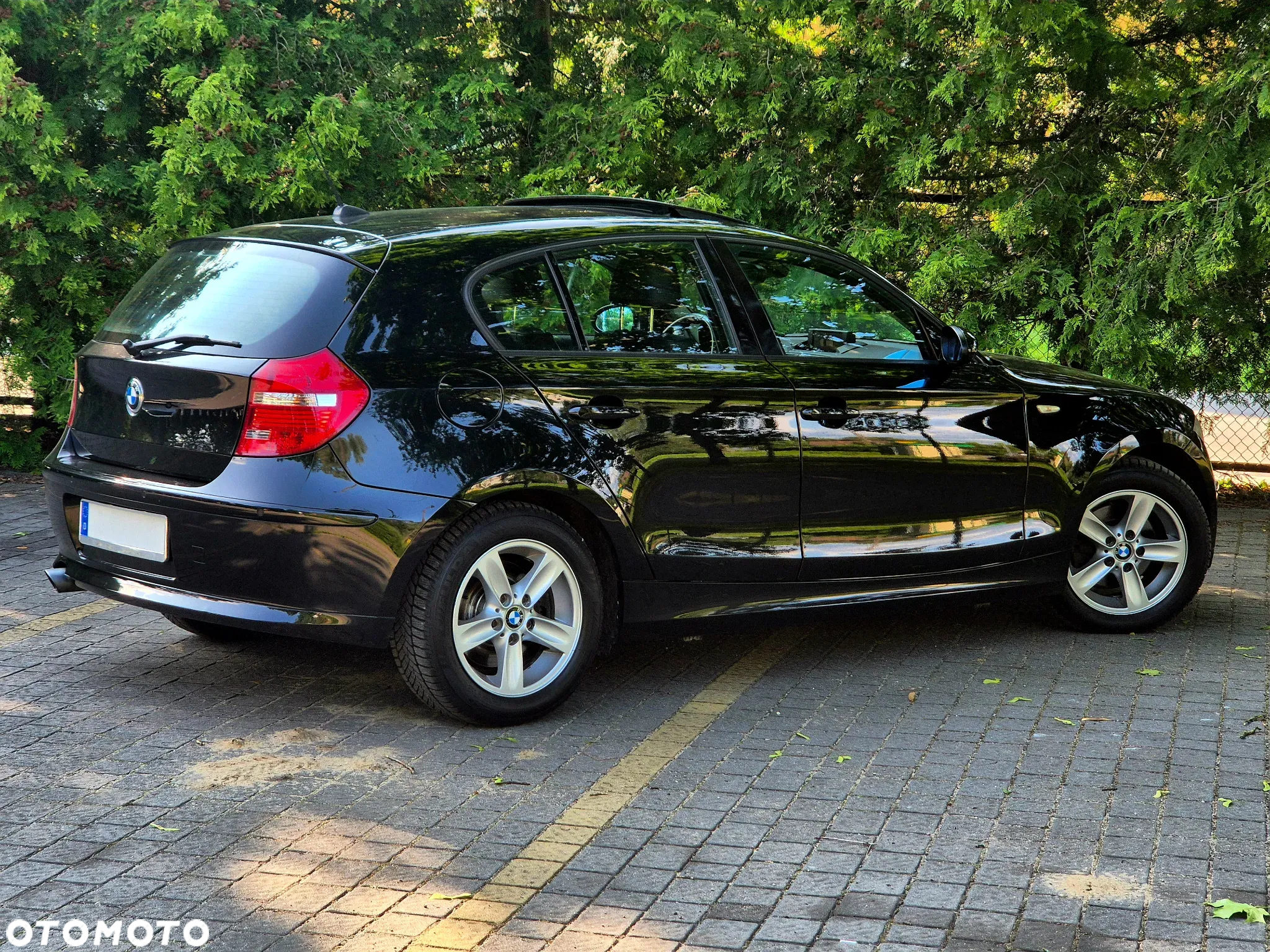 BMW Seria 1 120d DPF Edition Sport - 11