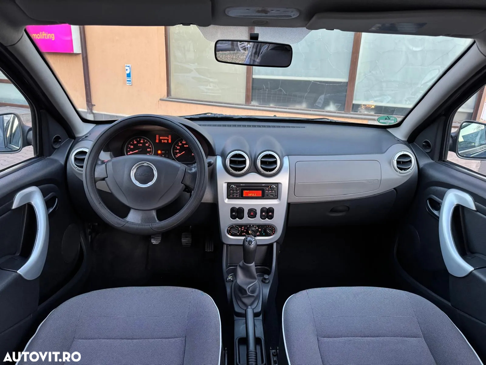 Dacia Sandero - 5