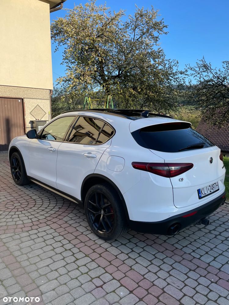 Alfa Romeo Stelvio 2.0 Turbo 16V AT8-Q4 Sprint - 20