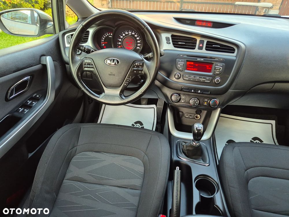 Kia Ceed 1.4 CVVT Edition 7 - 23