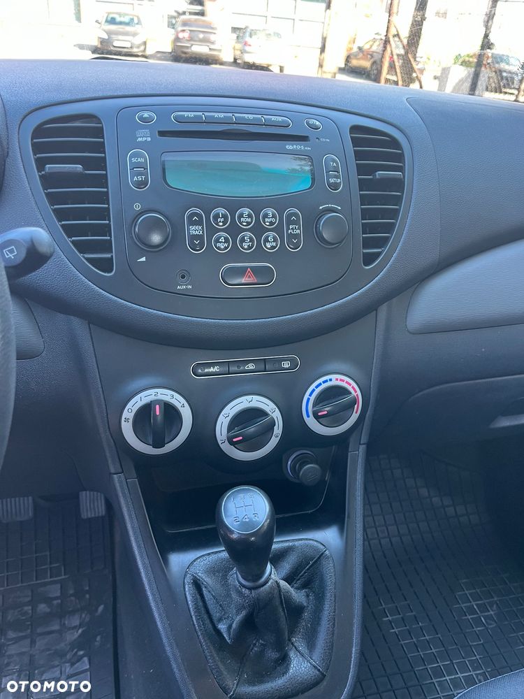 Hyundai i10 1.1 Comfort - 10