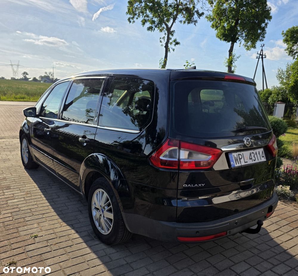 Ford Galaxy - 3