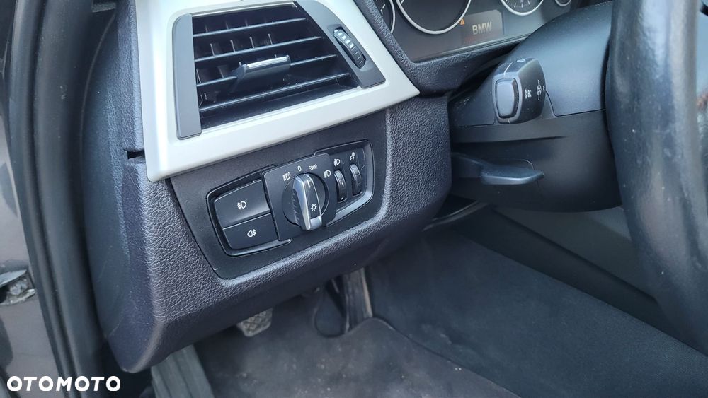 BMW Seria 3 320d Edition M Sport Shadow - 30