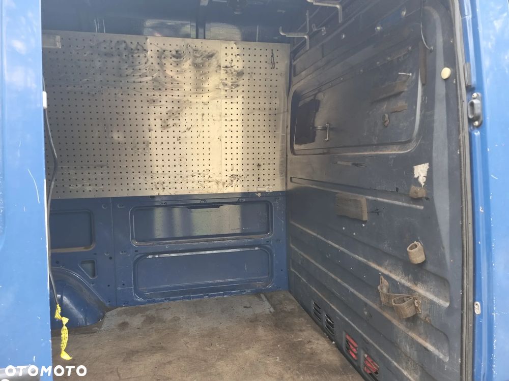 Mercedes-Benz Sprinter - 35
