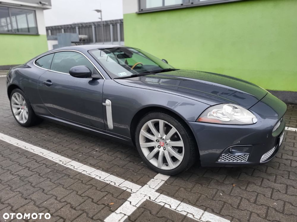 Jaguar XK 4.2 V8 - 1