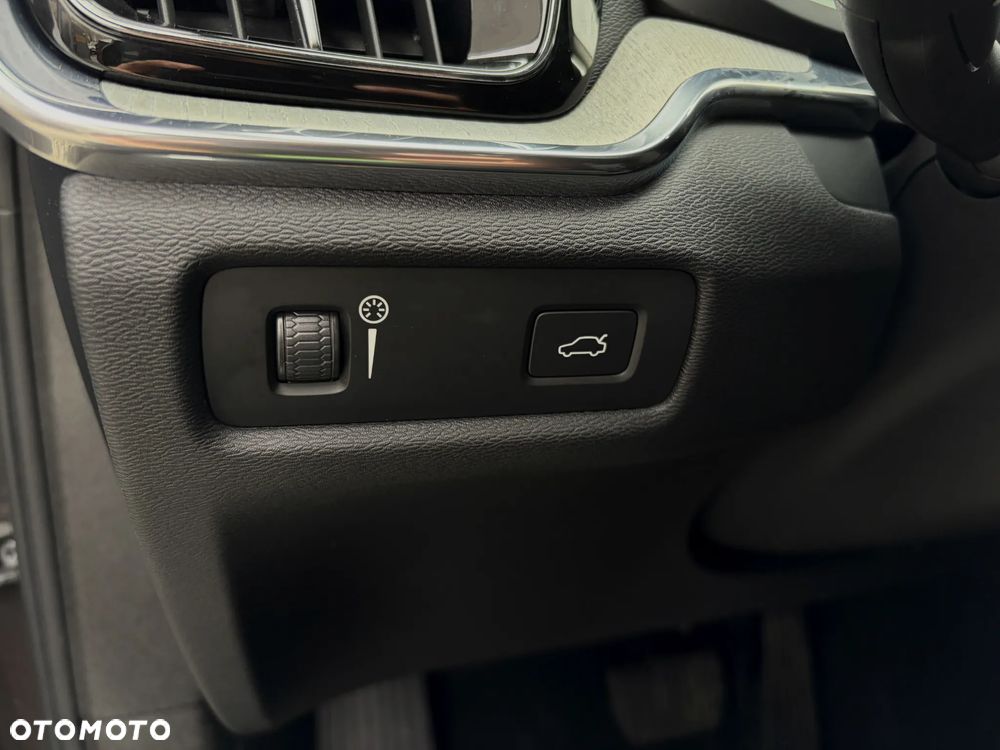 Volvo V60 B4 D Geartronic Inscription - 34