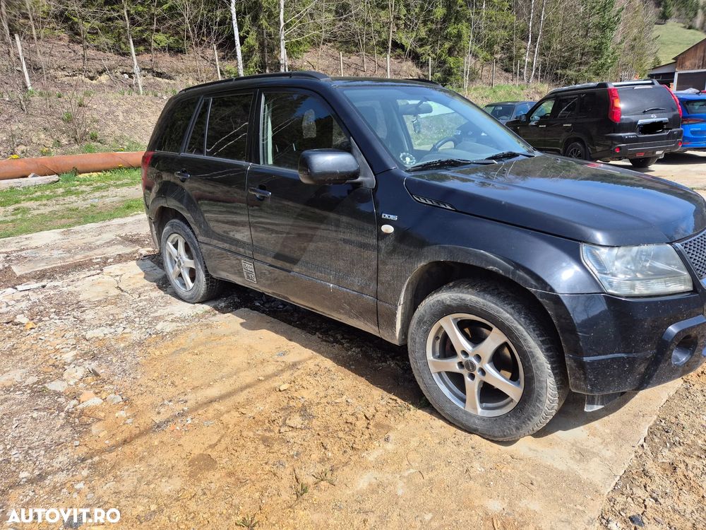 Suzuki Grand Vitara - 3