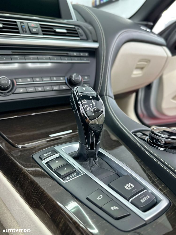 BMW Seria 6 650i - 8