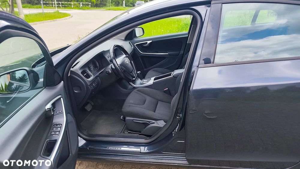 Volvo S60 D3 Geartronic Summum - 21