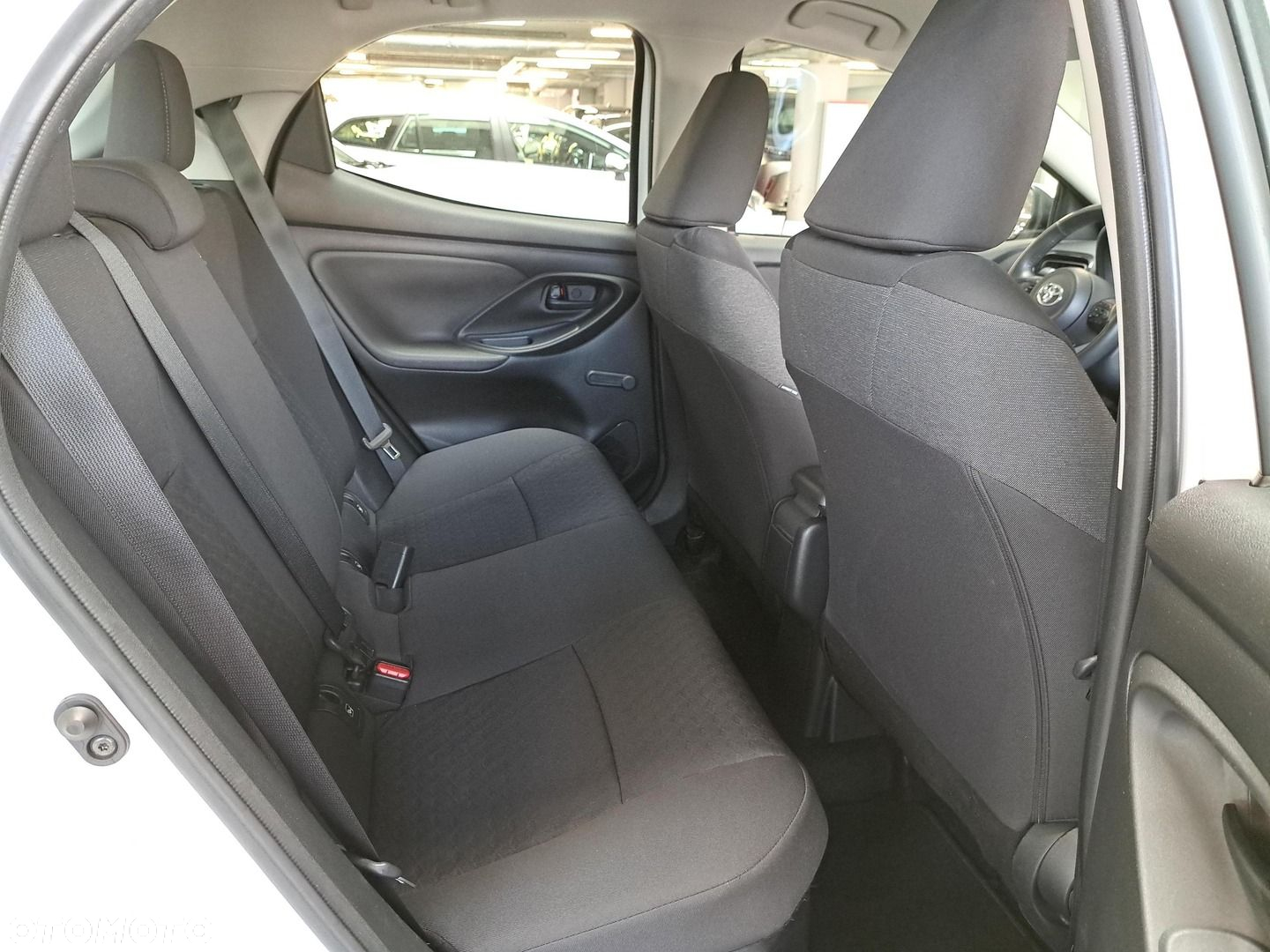 Toyota Yaris - 13