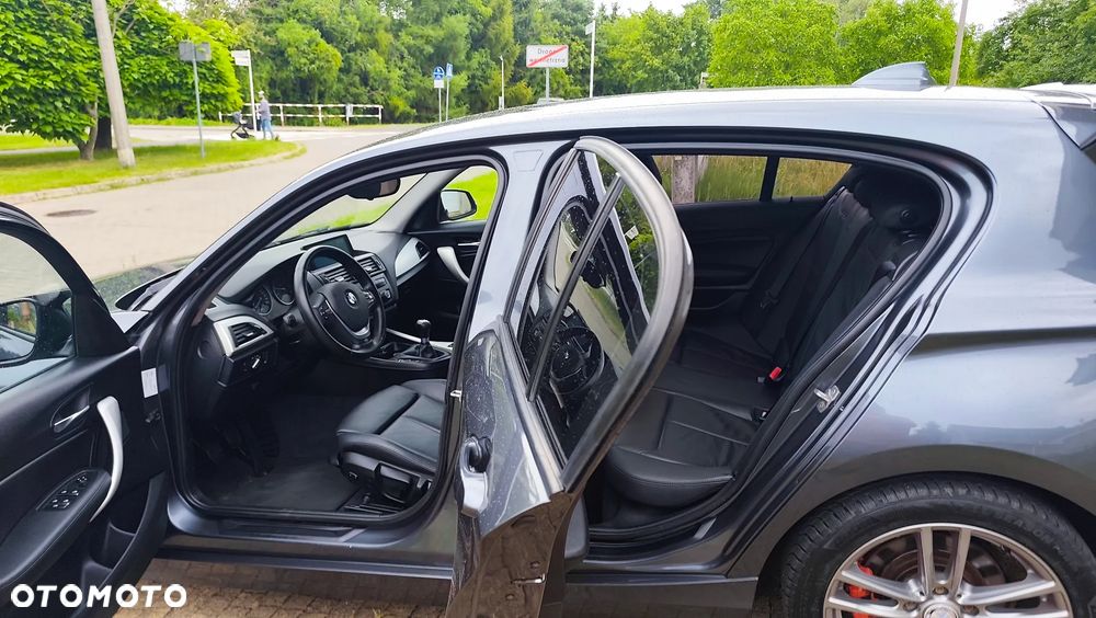 BMW Seria 1 120d Sport Line - 10