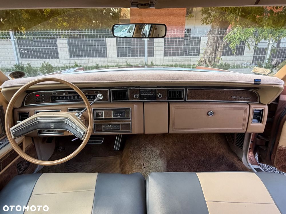 Lincoln Continental - 10