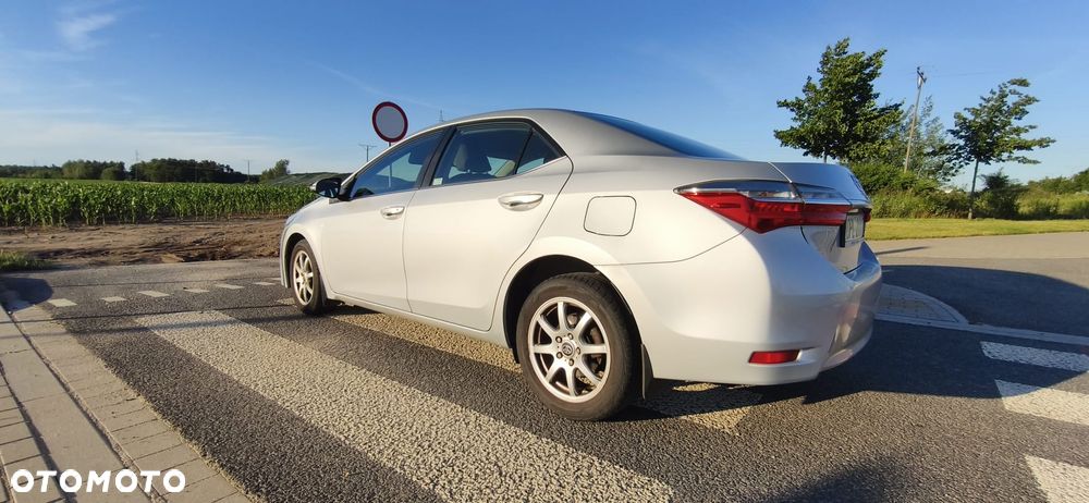 Toyota Corolla 1.4 D-4D Comfort - 12
