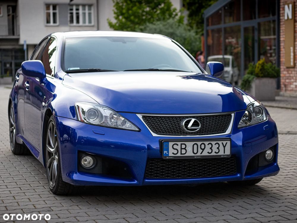 Lexus IS - 10