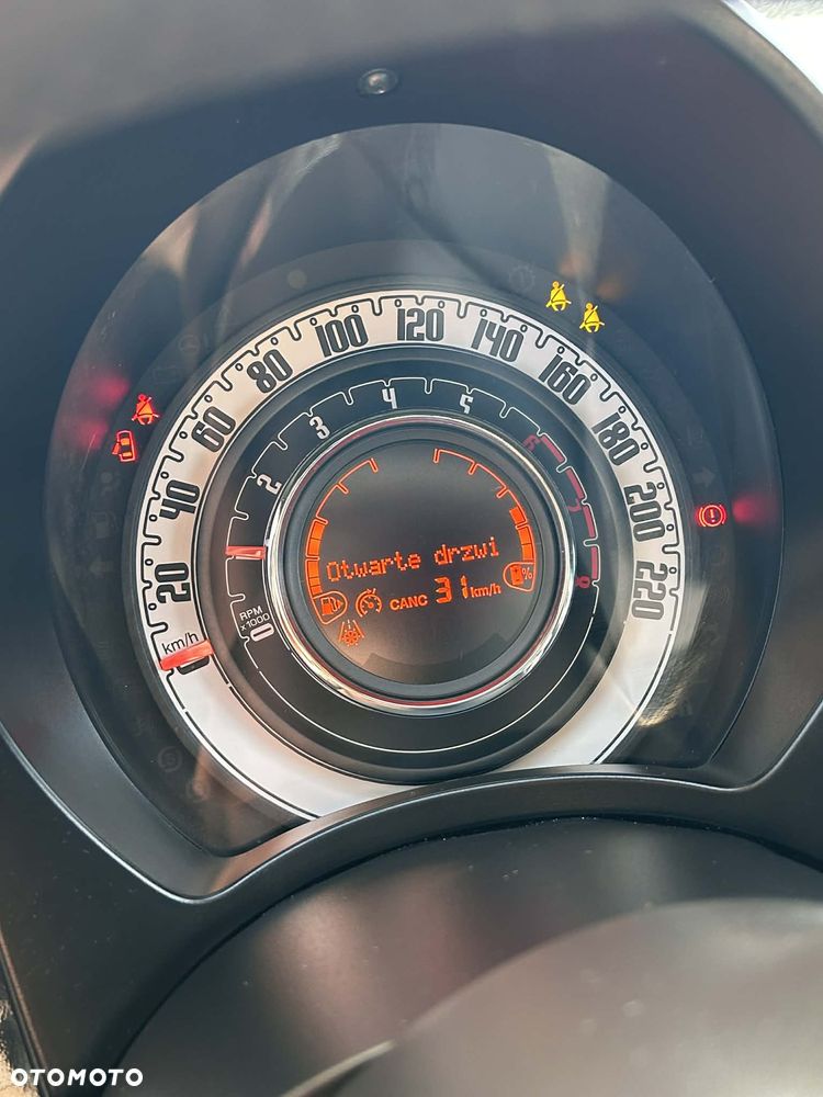 Fiat 500 1.0 Hybrid Lounge - 14