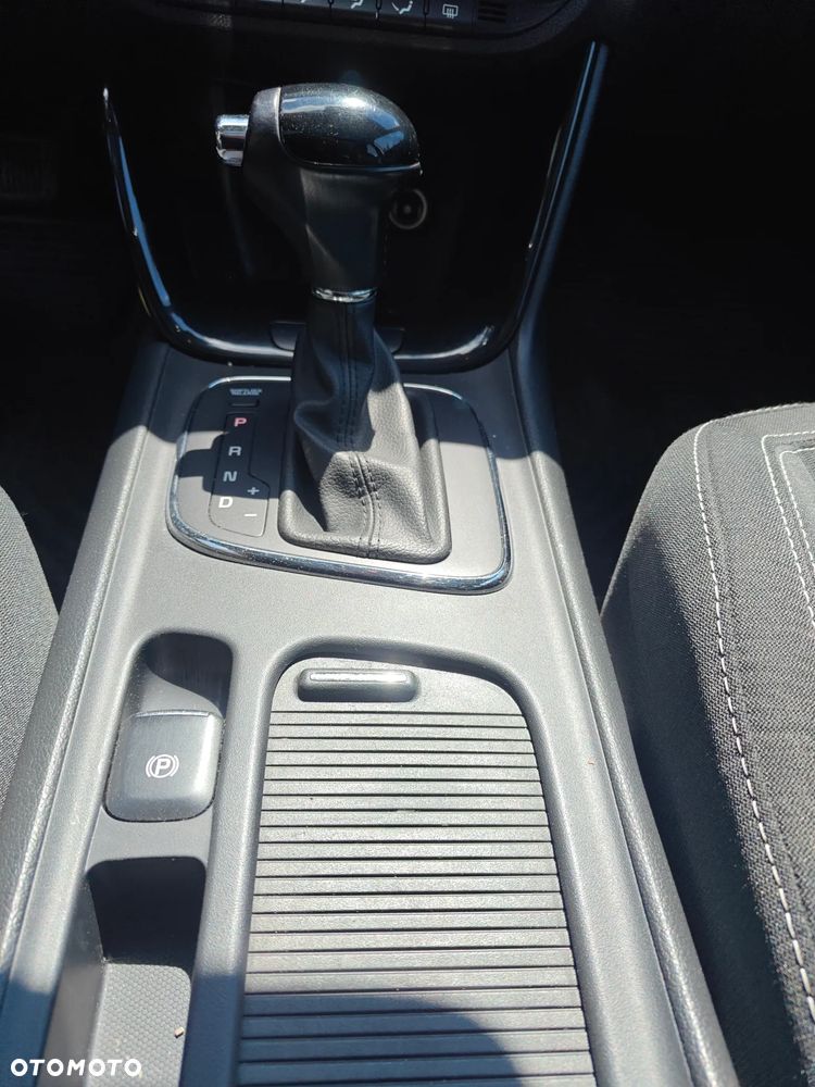 Kia Ceed - 25