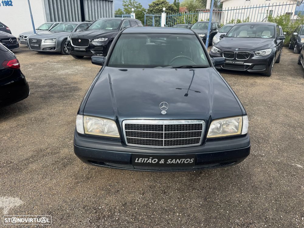 Mercedes-Benz C 220 D Classic - 19